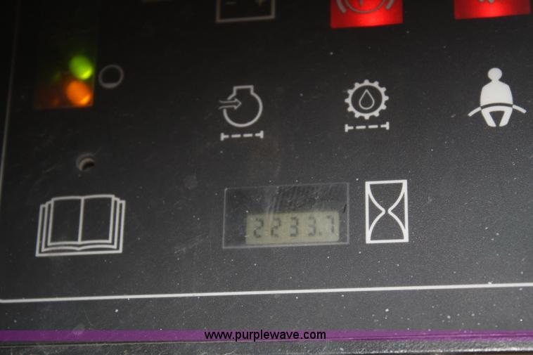 image for item F2661 2002 Case 90XT skid steer