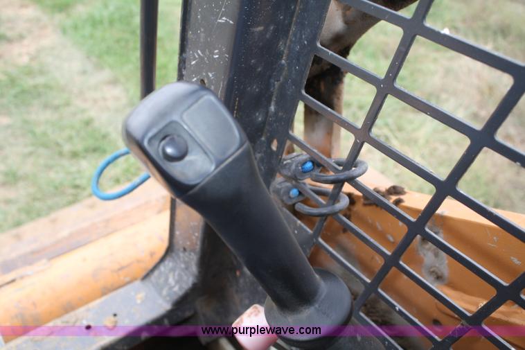 image for item F2661 2002 Case 90XT skid steer