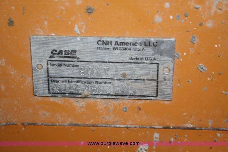image for item F2661 2002 Case 90XT skid steer