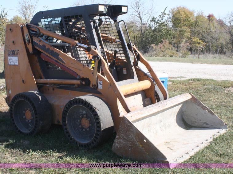 image for item F2662 Case 90XT skid steer
