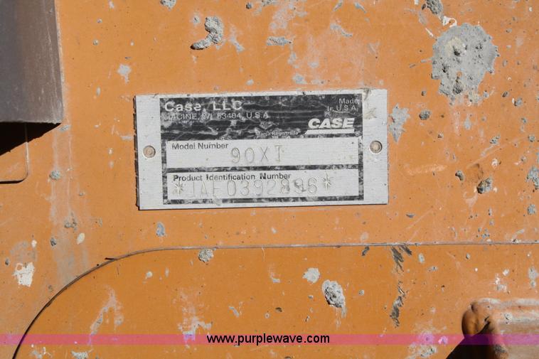 image for item F2662 Case 90XT skid steer