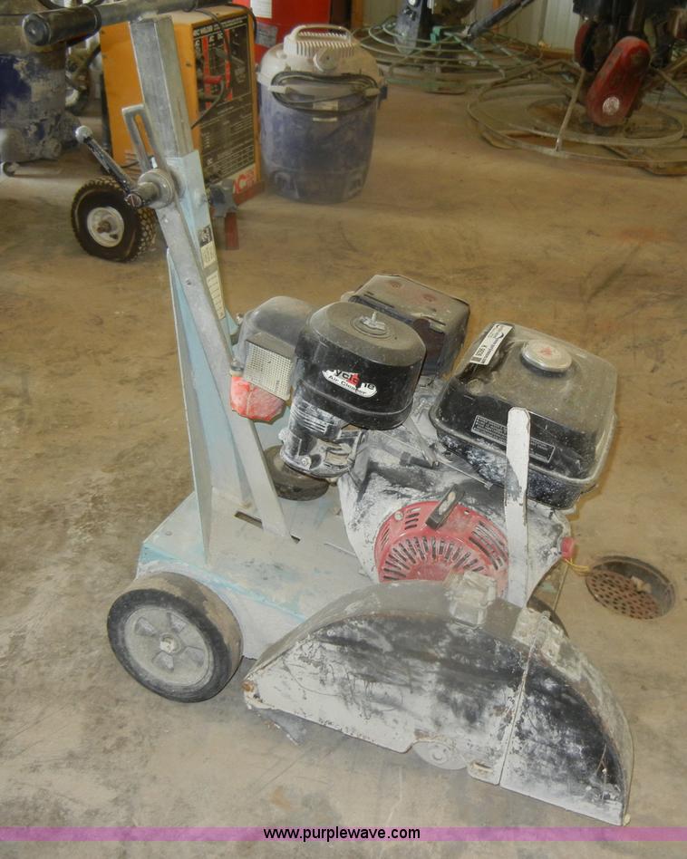 image for item K9928 Diamant Board concrete saw