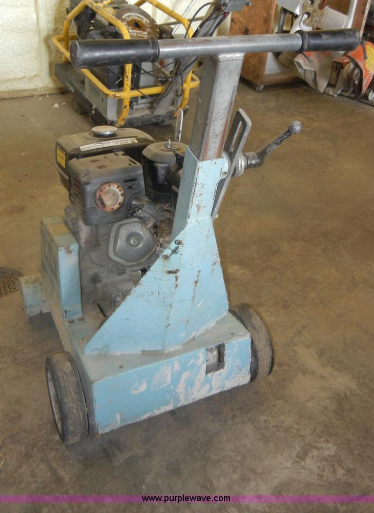 image for item K9928 Diamant Board concrete saw