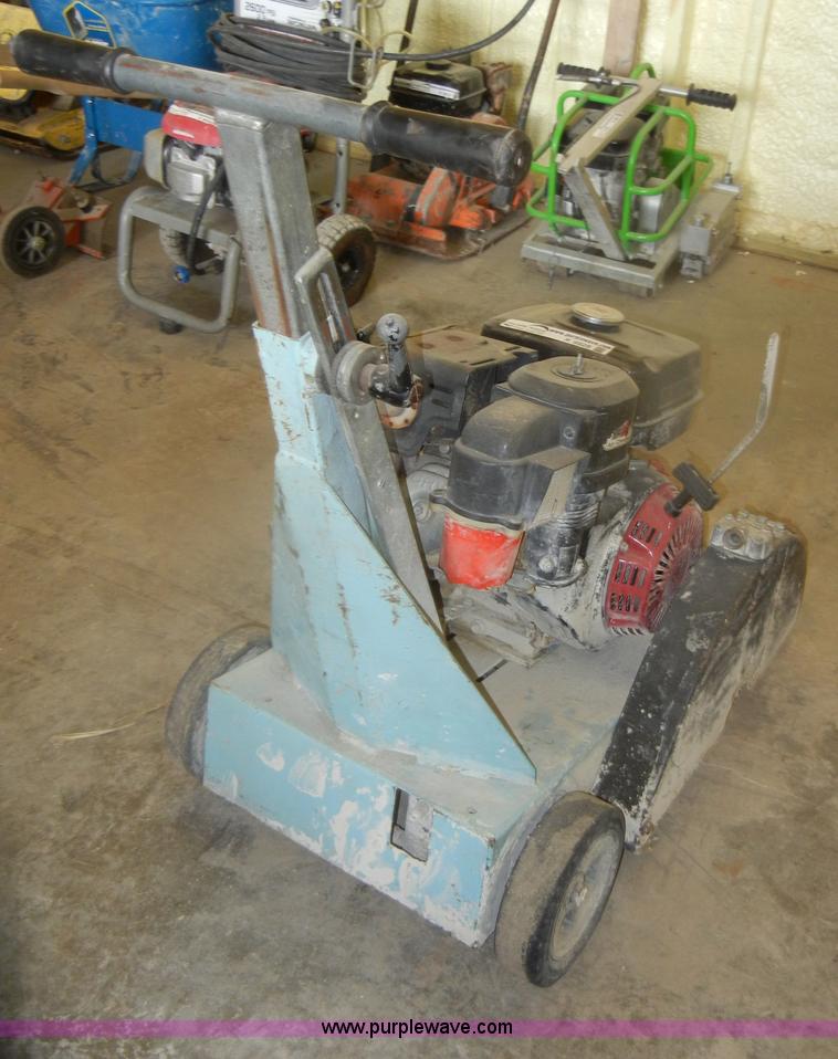 image for item K9928 Diamant Board concrete saw