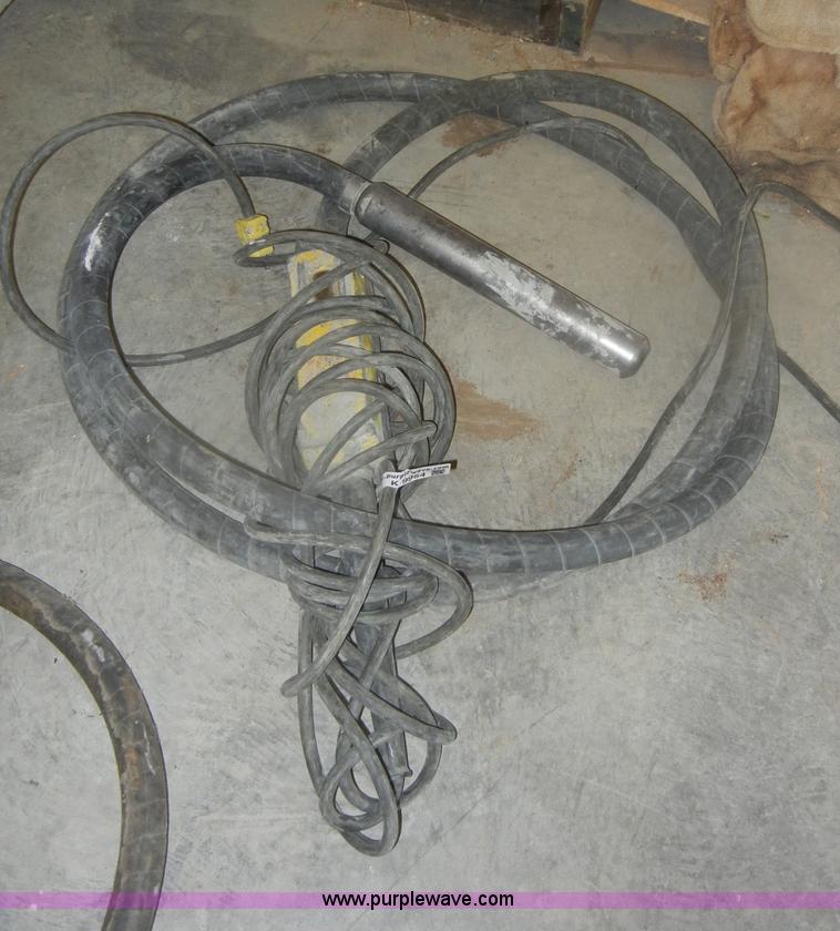 image for item K9954 Wacker concrete vibrator