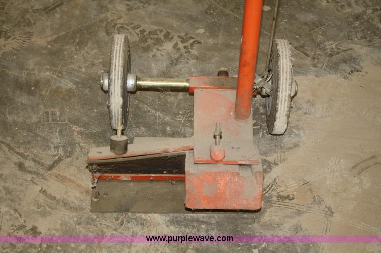 image for item U9526 Stihl TS420 concrete saw