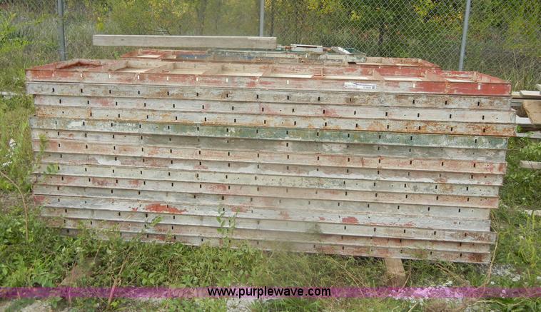 image for item U9529 Symons concrete forms and accessories