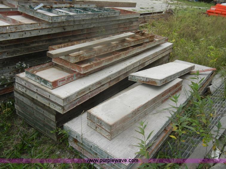 image for item U9529 Symons concrete forms and accessories