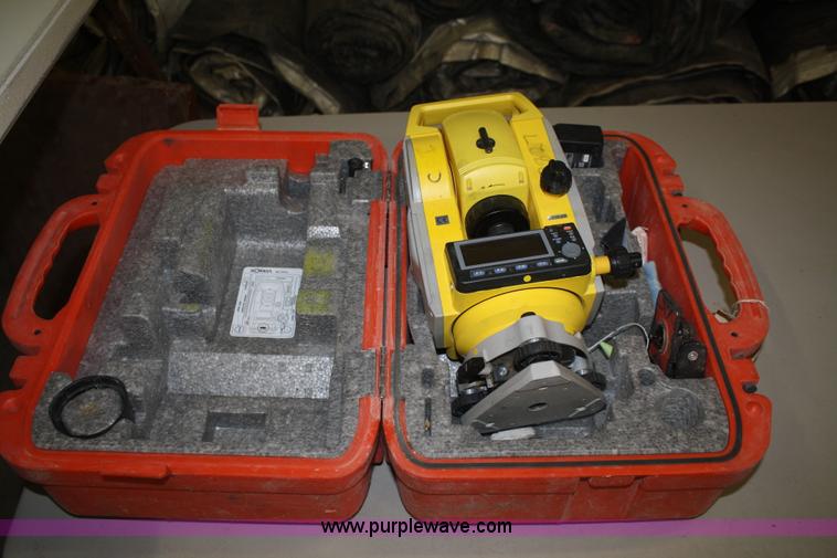 image for item U9543 Sokkia SCT6 total station