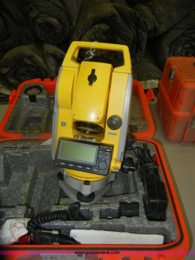 image for item U9544 Sokkia SCT6 total station