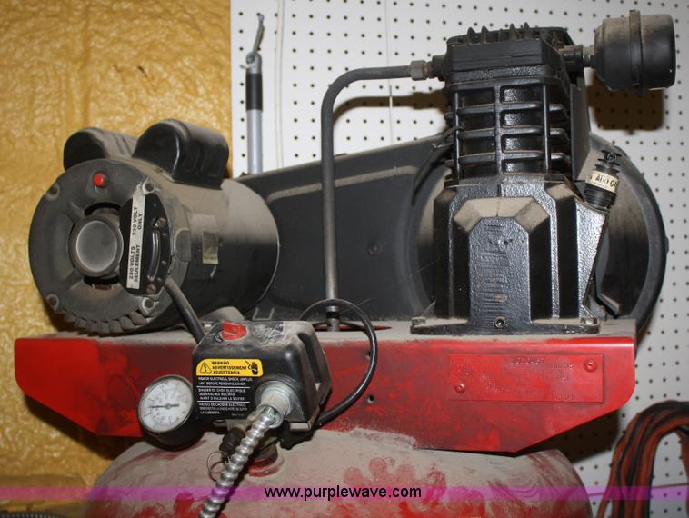 image for item U9609 Husky 6.5 HP air compressor
