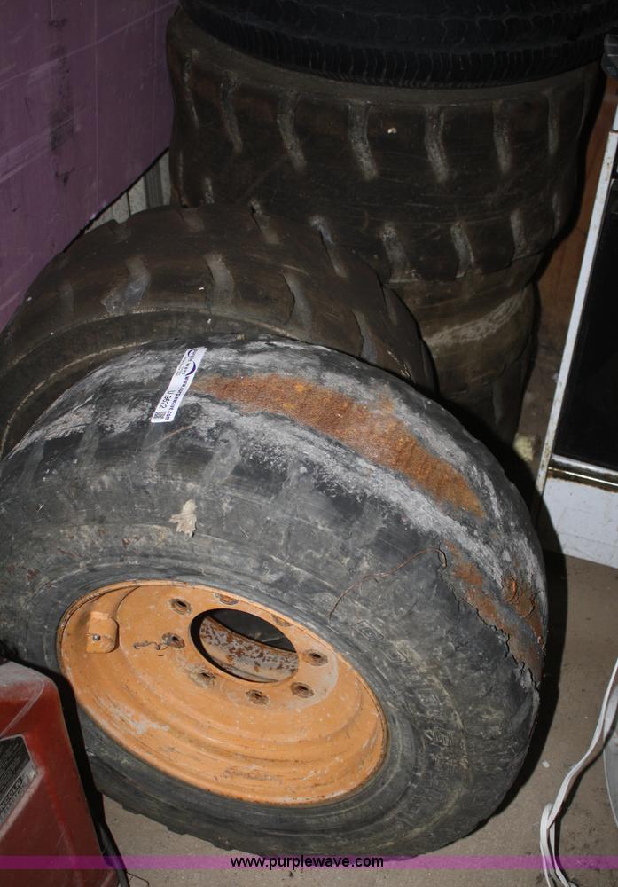 image for item U9622 (4) skid steer tires and wheels
