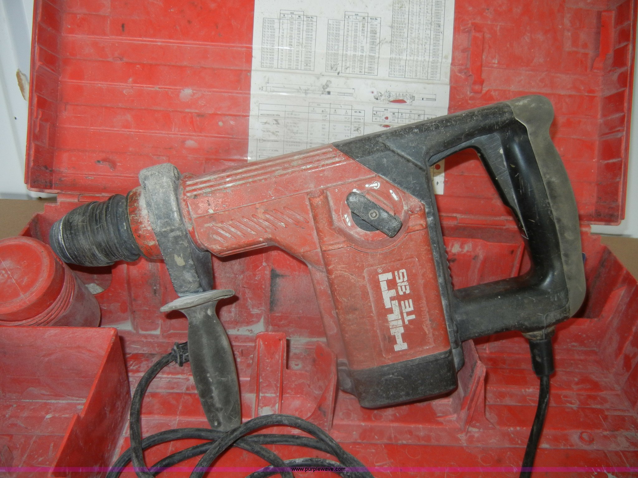 Hilti TE35 heavy duty drill in Lansing, KS Item K9996 sold Purple Wave