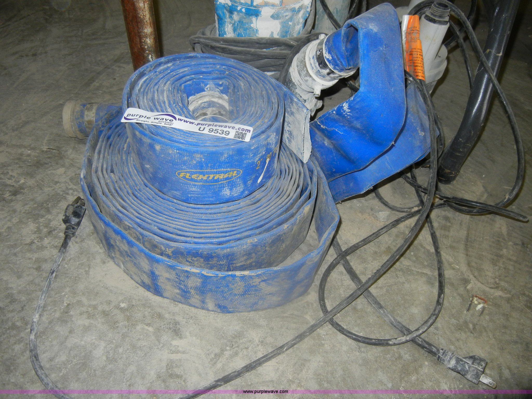 (3) assorted water pumps in Lansing, KS Item U9539 sold Purple Wave