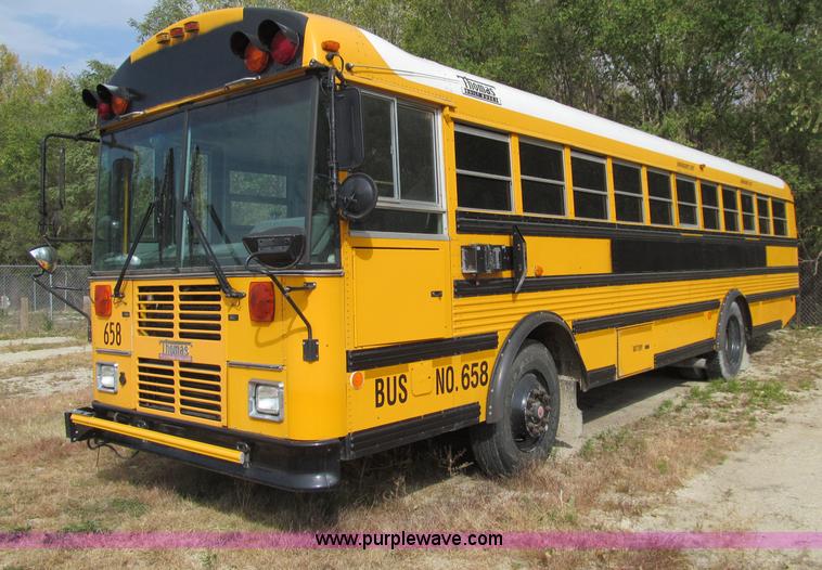 image for item A8366 2002 Thomas Built Saf-T-Liner MVP EF school bus
