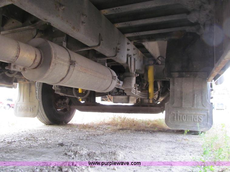 image for item A8366 2002 Thomas Built Saf-T-Liner MVP EF school bus