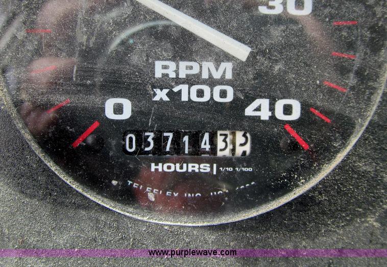 image for item A8366 2002 Thomas Built Saf-T-Liner MVP EF school bus