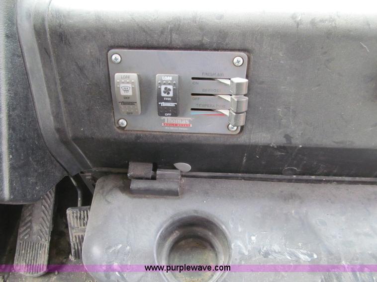 image for item A8366 2002 Thomas Built Saf-T-Liner MVP EF school bus