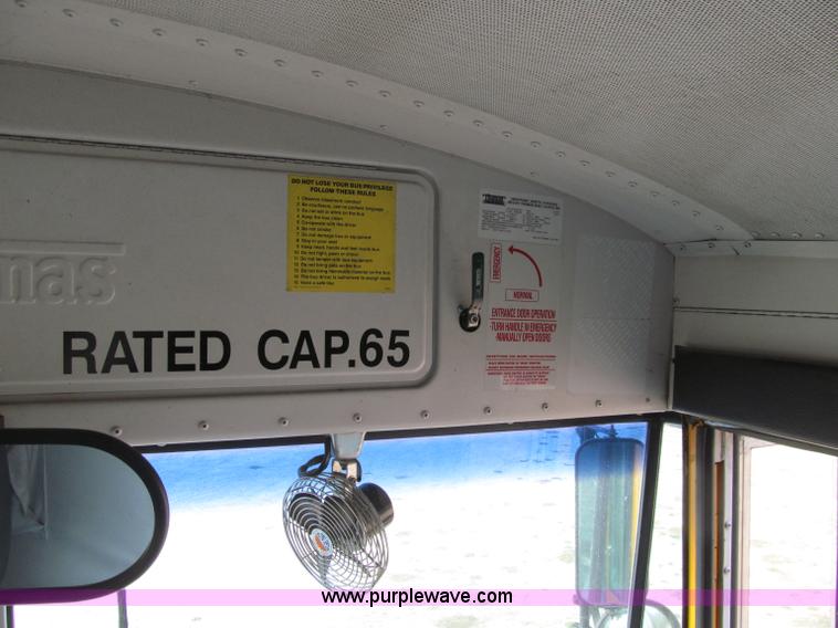 image for item A8366 2002 Thomas Built Saf-T-Liner MVP EF school bus