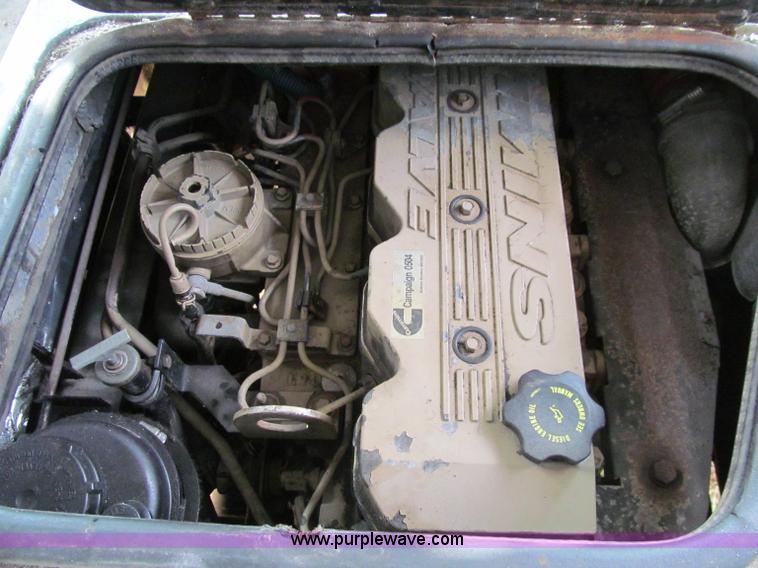 image for item A8366 2002 Thomas Built Saf-T-Liner MVP EF school bus