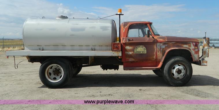 image for item B3919 1968 Dodge 500 water truck