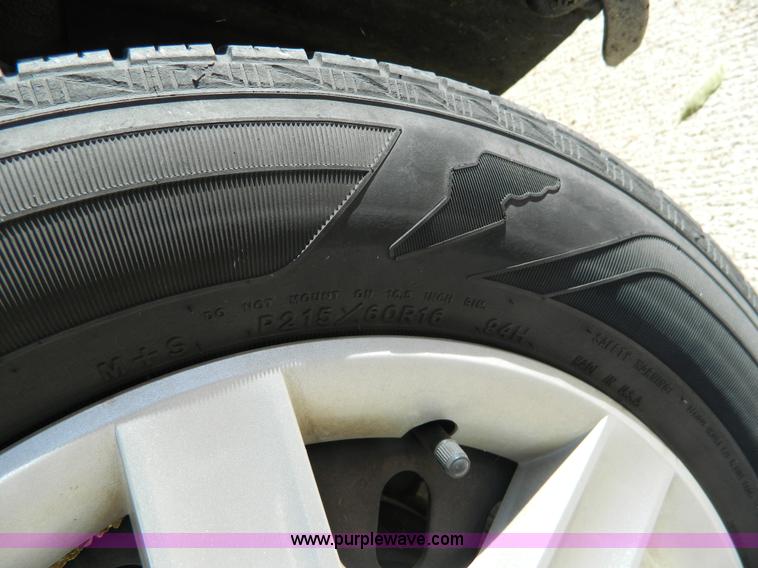 image for item B3936 2004 Ford Taurus SES