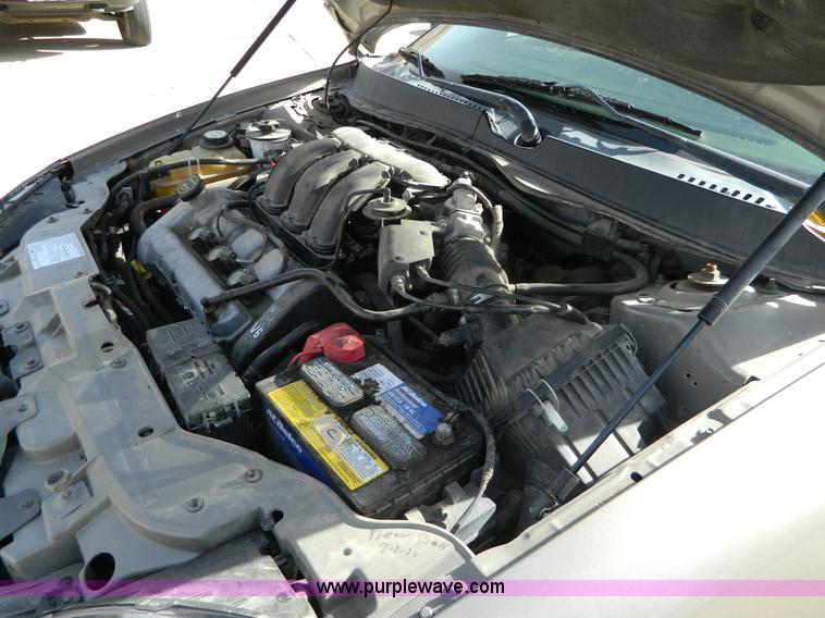 image for item B3936 2004 Ford Taurus SES