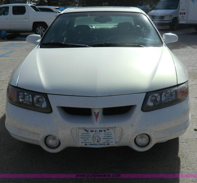 image for item B3939 2004 Pontiac Bonneville SLE