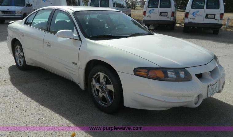 image for item B3939 2004 Pontiac Bonneville SLE