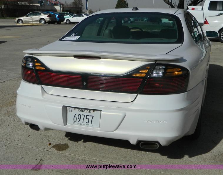 image for item B3939 2004 Pontiac Bonneville SLE