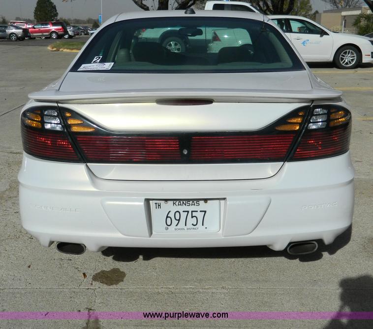 image for item B3939 2004 Pontiac Bonneville SLE