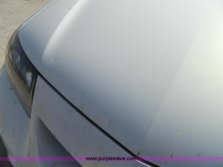 image for item B3939 2004 Pontiac Bonneville SLE