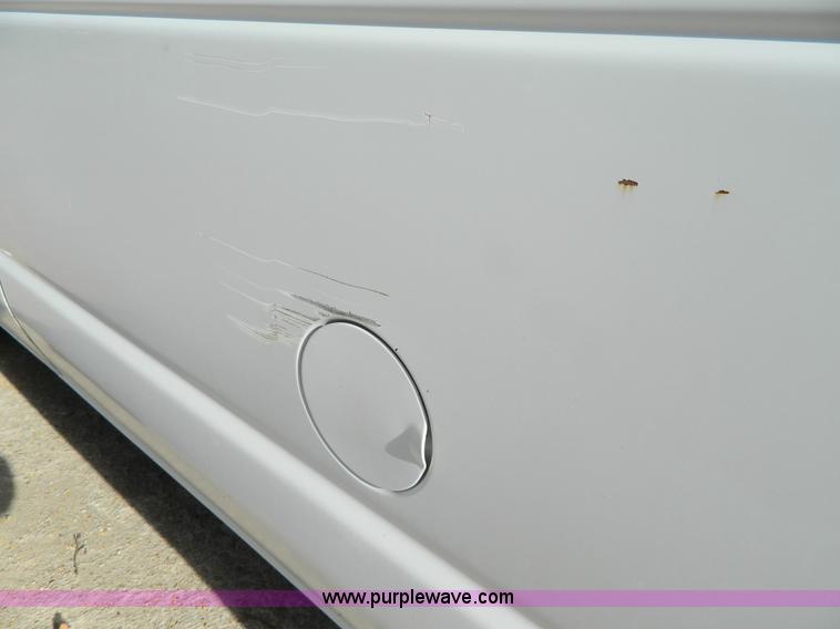 image for item B3941 1994 Ford E350 Super Club Wagon van