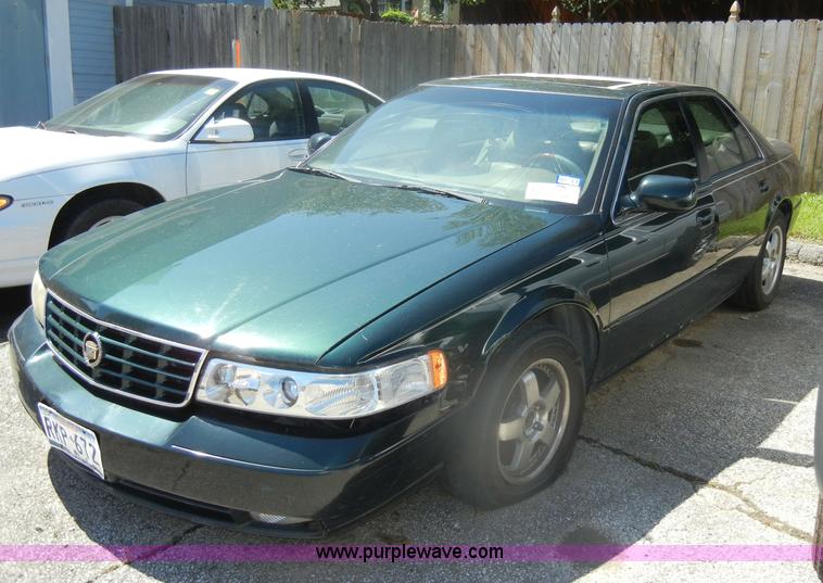 image for item D4465 2000 Cadillac Seville STS