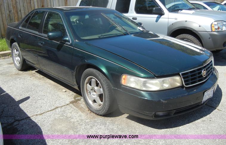 image for item D4465 2000 Cadillac Seville STS