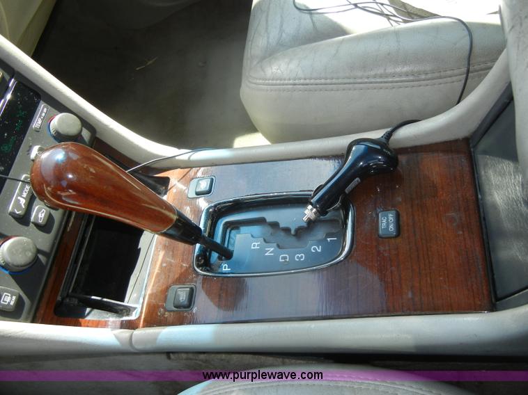 image for item D4465 2000 Cadillac Seville STS