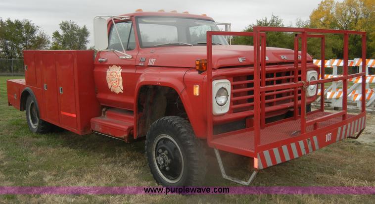 image for item D4808 1979 Ford F600 truck