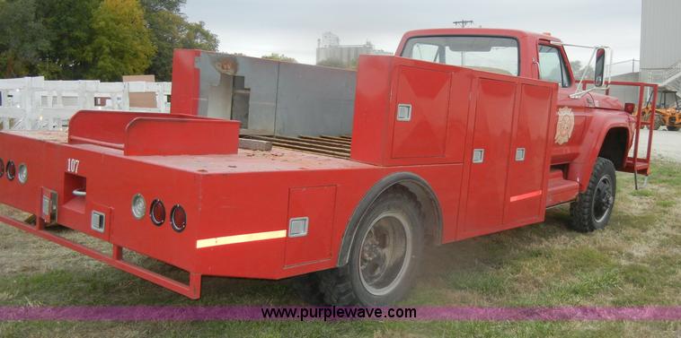 image for item D4808 1979 Ford F600 truck