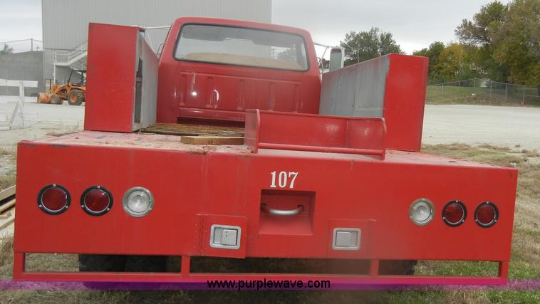 image for item D4808 1979 Ford F600 truck