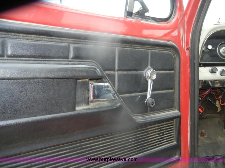 image for item D4808 1979 Ford F600 truck