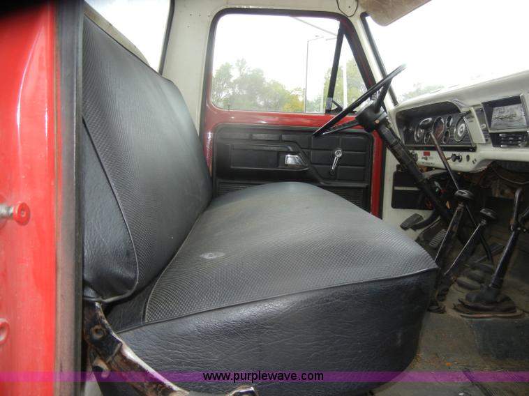 image for item D4808 1979 Ford F600 truck