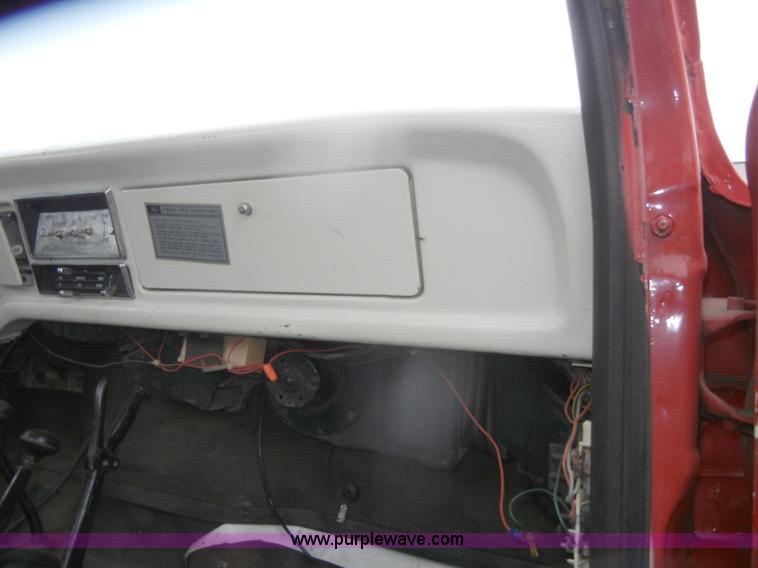 image for item D4808 1979 Ford F600 truck