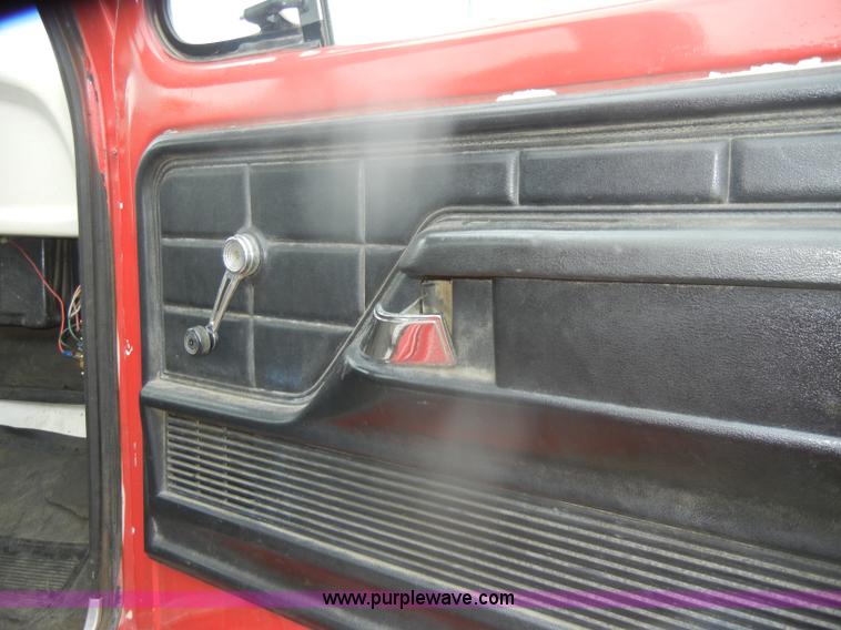 image for item D4808 1979 Ford F600 truck