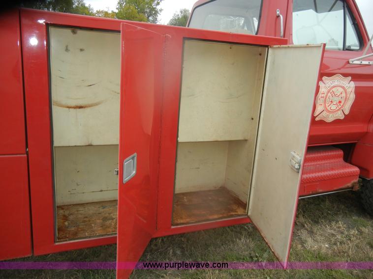 image for item D4808 1979 Ford F600 truck