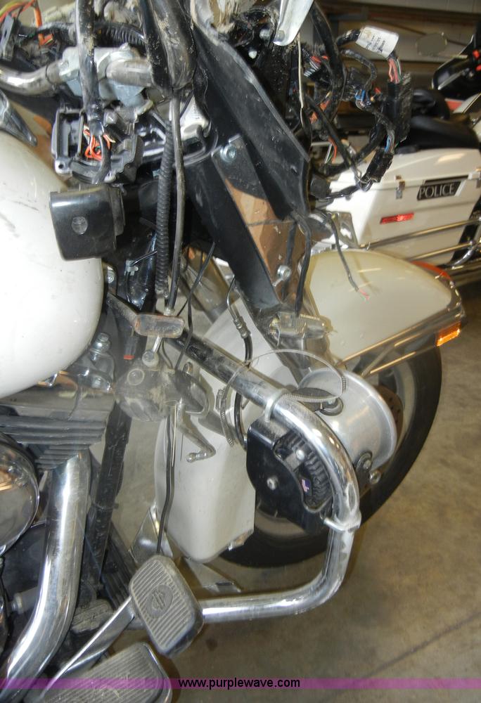 image for item D4811 2008 Harley Davidson FLHTPI motorcycle