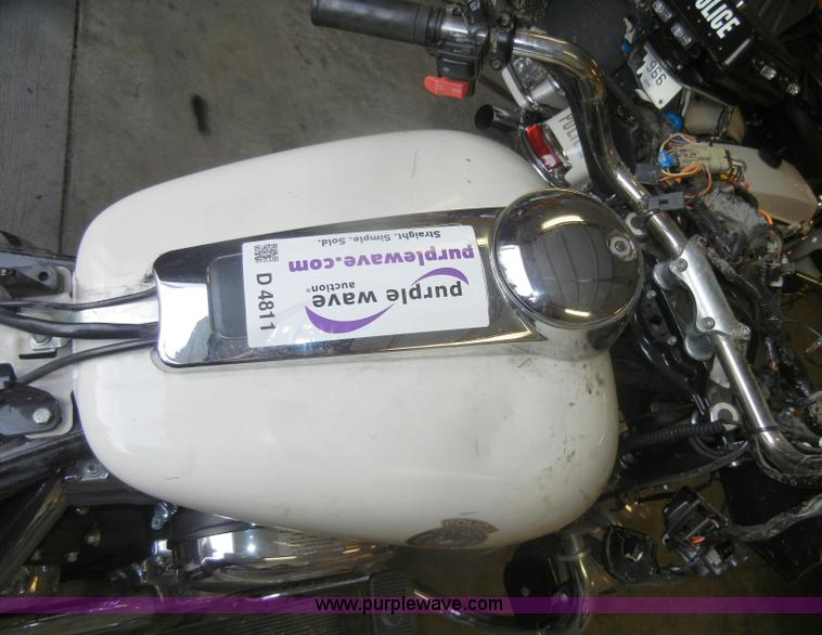 image for item D4811 2008 Harley Davidson FLHTPI motorcycle