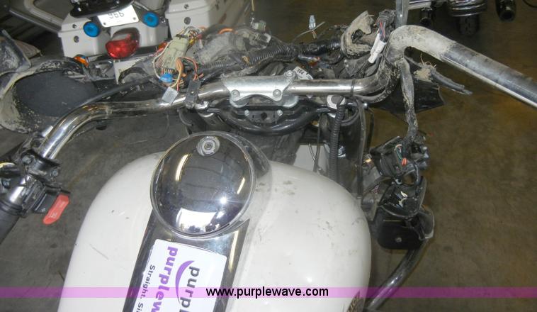 image for item D4811 2008 Harley Davidson FLHTPI motorcycle