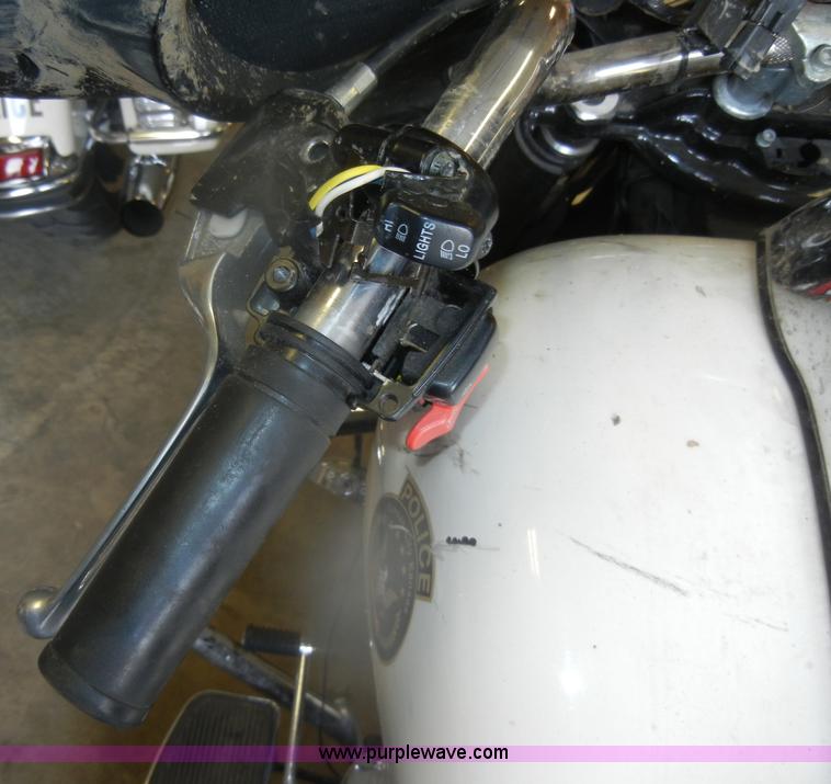 image for item D4811 2008 Harley Davidson FLHTPI motorcycle