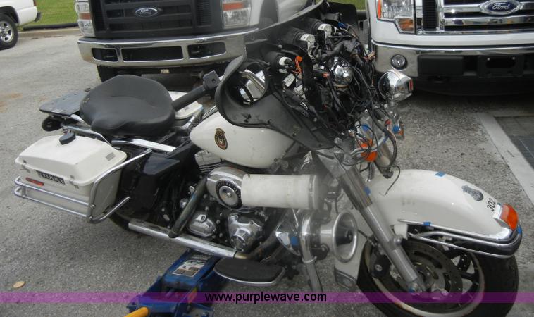 image for item D4812 2008 Harley Davidson FLHTPI motorcycle
