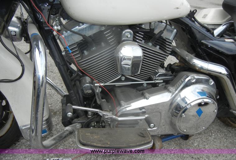 image for item D4812 2008 Harley Davidson FLHTPI motorcycle